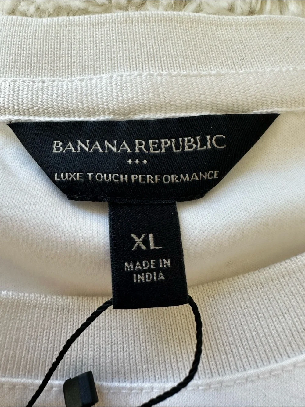 BANANA REPUBLIC Luxe Touch Performance White Pocket Tee Shirt Men’s XL NWT
